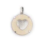 Pendente prata oxidada e marfim vegetal (coração)