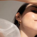 Brincos em prata dourada Guspira Collection (haste redonda) - Image 2