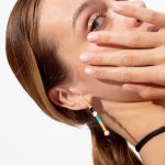 Brincos dourados extra longos colorido (Somni collection) - Image 2